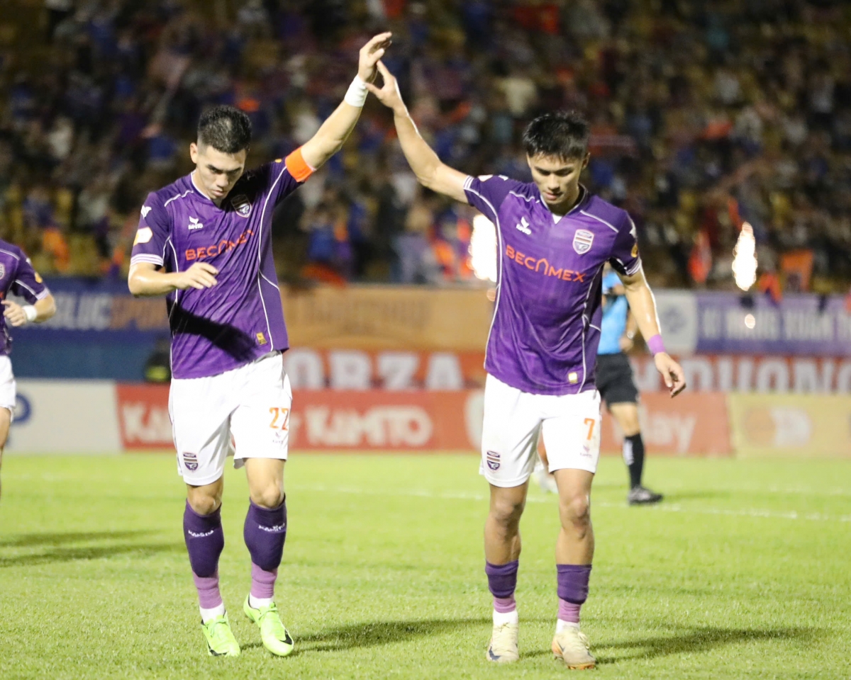 trực tiếp bình dương 4-1 hagl cơn mưa bàn thắng ở gò Đậu hình ảnh 5 truc tiep binh duong 4-1 hagl con mua ban thang o go Dau hinh anh 5