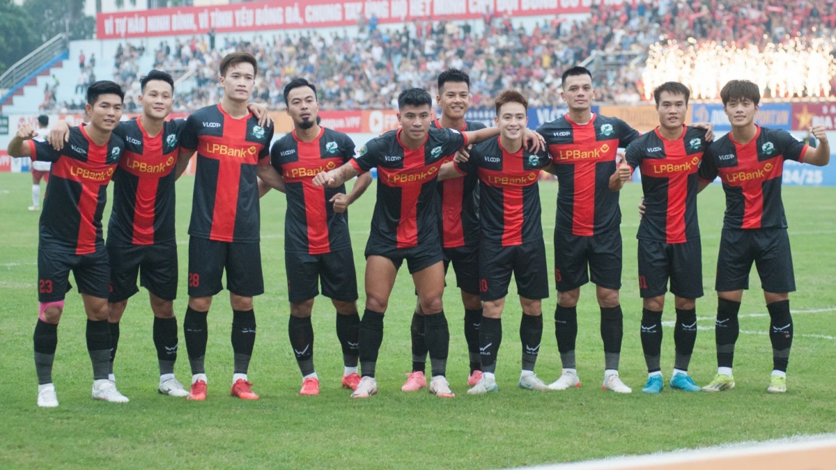 hoang Duc toa sang, phu Dong ninh binh noi dai mach thang hinh anh 20