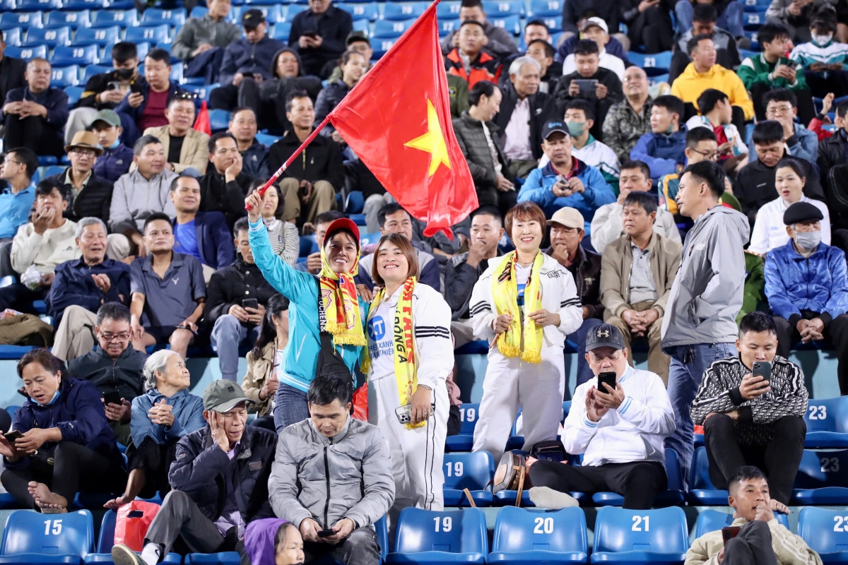 trực tiếp nam Định 3-0 lee man xuân son báo tin vui cho hlv kim sang sik hình ảnh 14 truc tiep nam Dinh 3-0 lee man xuan son bao tin vui cho hlv kim sang sik hinh anh 14