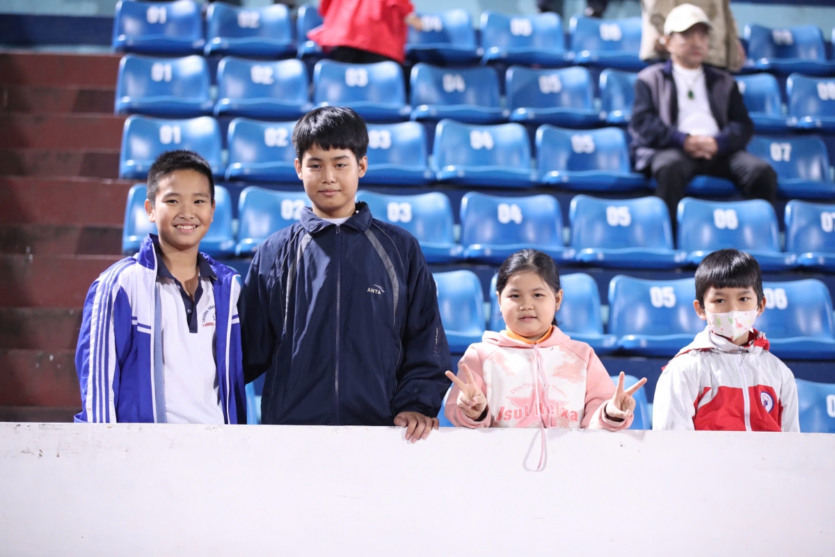 trực tiếp nam Định 3-0 lee man xuân son báo tin vui cho hlv kim sang sik hình ảnh 22 truc tiep nam Dinh 3-0 lee man xuan son bao tin vui cho hlv kim sang sik hinh anh 22