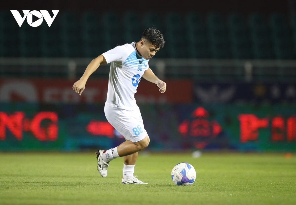 kết quả vòng 7 v-league 24 25 nam Định thắng đậm tp.hcm để vượt qua hagl hình ảnh 6 ket qua vong 7 v-league 24 25 nam Dinh thang dam tp.hcm de vuot qua hagl hinh anh 6