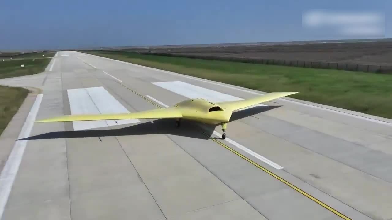 'UAV tàng hình Trung Quốc' lộ diện trước thềm triển lãm hàng không
