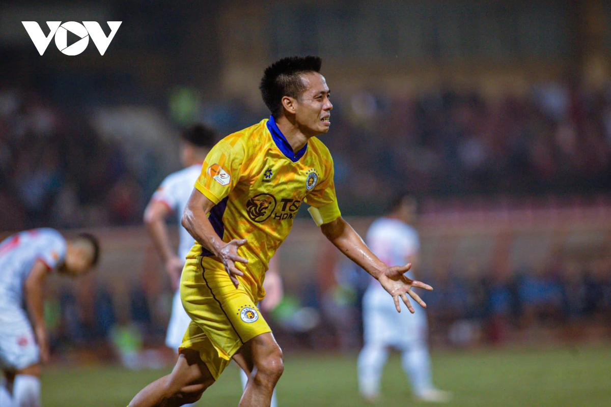 nhan dinh ha noi fc vs binh duong thanh bai tai noi binh hinh anh 1
