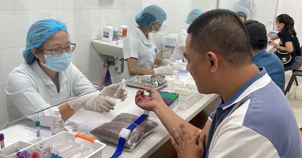 Thời gian xét nghiệm trung bình giảm còn 1 giờ 1 z5691924097150a4221339fa7d91a7ff81aaeb7b77a268 172258050495149622334 1731052811963165496724 0 0 720 1152 crop 17310528583921429387994
