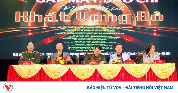 Vở nhạc kịch "Khát vọng Đỏ" tôn vinh hình tượng bộ đội cụ Hồ thời kỳ mới 1 z6070177535063 93607c107f78b1aa3f31c509779cbbd7