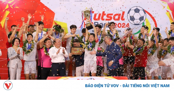 Toàn cảnh lễ bế mạc giải Futsal Cup Quốc gia HDBank 2024 1 0 20thc3a1i20sc6a1n20be1baafc20lc3aan20ngc3b4i20xe1bba9ng20c491c3a1ng jpg