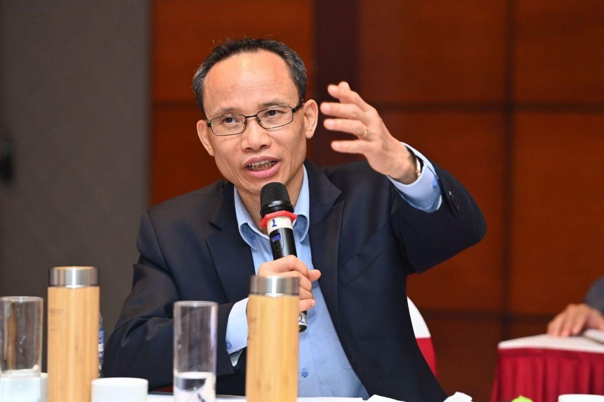 TS.Cấn Văn Lực, Chuyên gia Kinh tế trưởng của BIDV 12-3-can-van-luc-reatimes-auto-crop.jpg