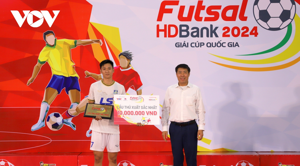 toan canh le be mac giai futsal cup quoc gia hdbank 2024 hinh anh 14