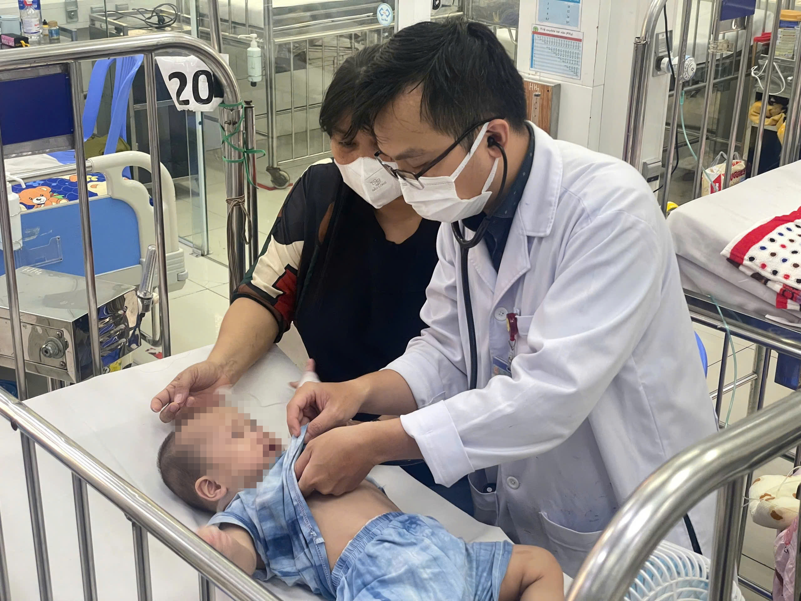 Tăng cường phòng chống bệnh viêm phổi- Ảnh 1. Tăng cường phòng chống bệnh viêm phổi- Ảnh 1.