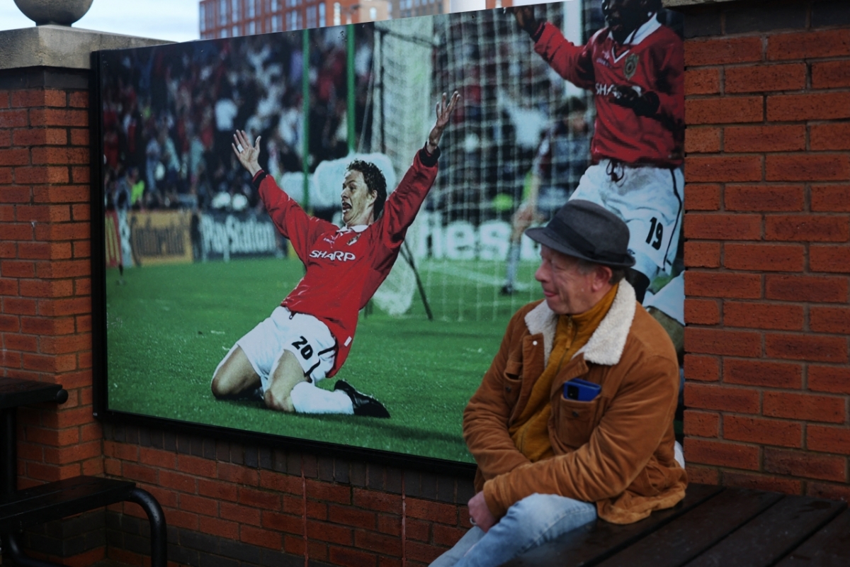 trUc tiEp mu 3 - 0 everton mua ban thang o old trafford hinh anh 18