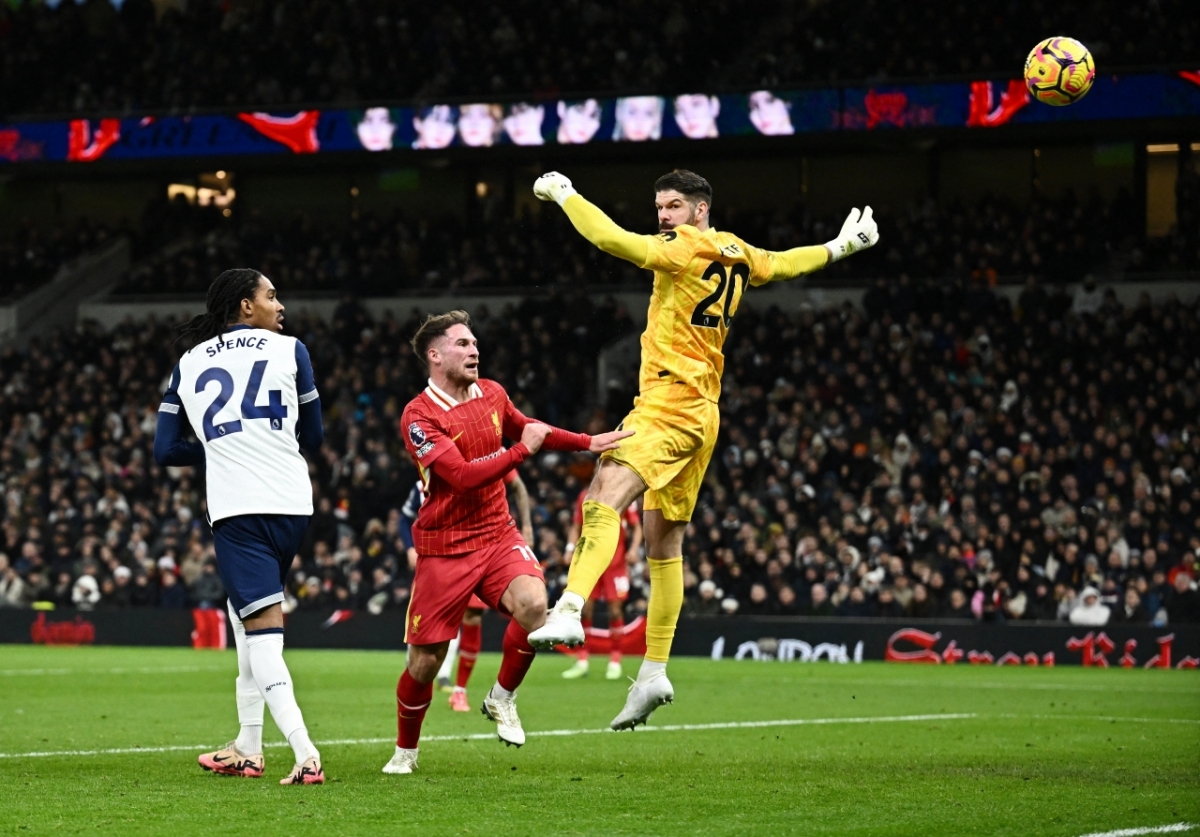 trUc tiEp tottenham 1 - 5 liverpool salah lap cu dup hinh anh 4