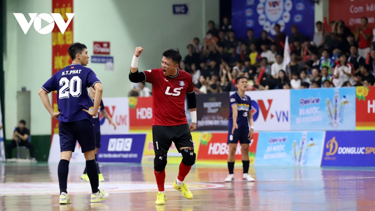 toan canh le be mac giai futsal cup quoc gia hdbank 2024 hinh anh 5