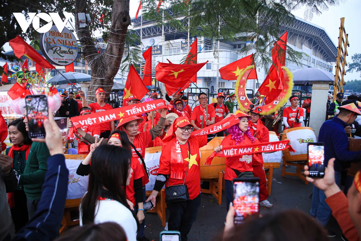 trUc tiEp Dt viet nam 0 - 0 singapore san viet tri mo hoi hinh anh 3