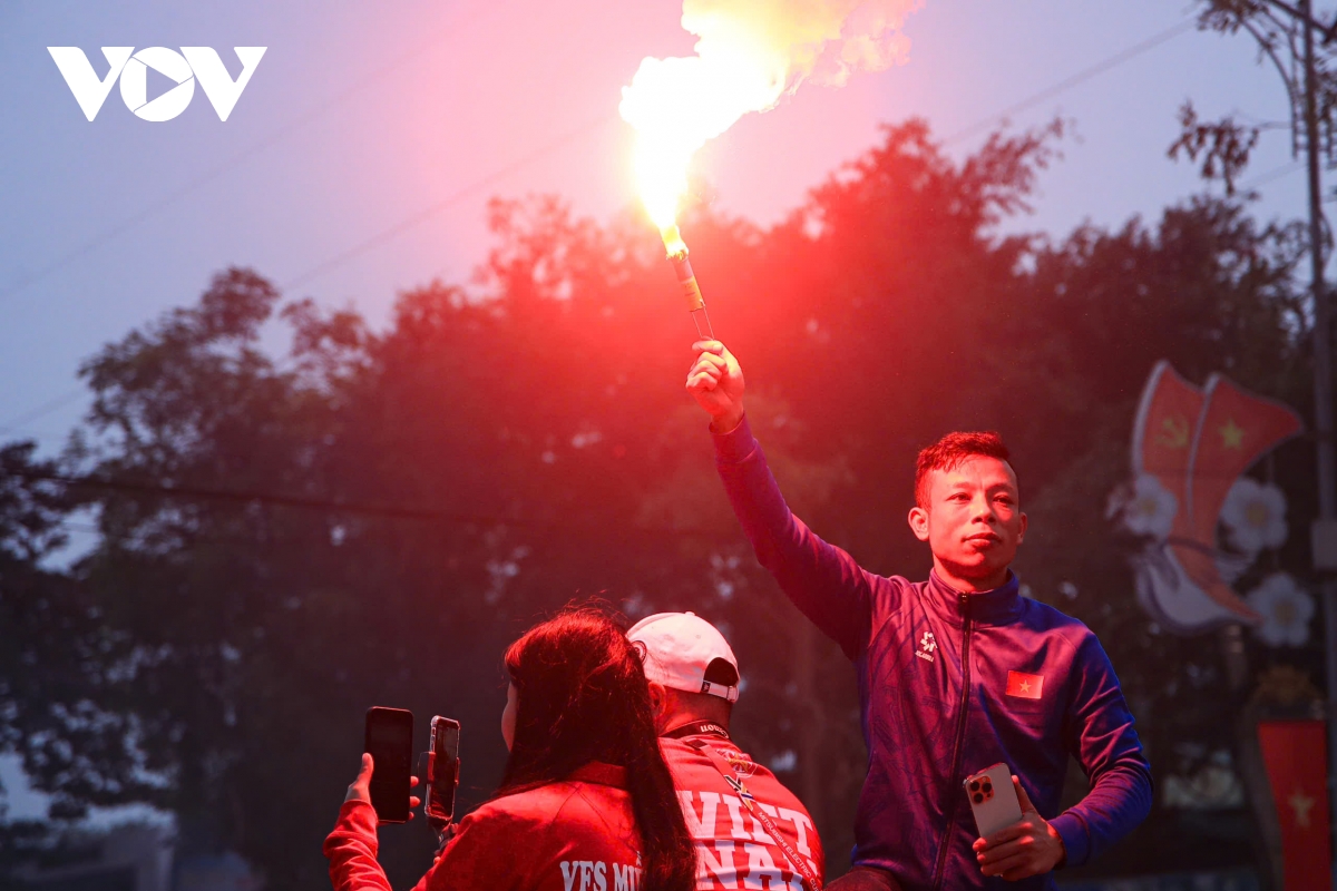 trUc tiEp Dt viet nam 0 - 0 singapore san viet tri mo hoi hinh anh 5