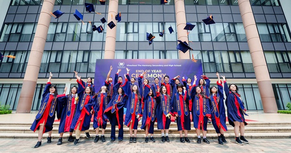 14 học sinh Vinschool đạt điểm cao nhất thế giới và Việt Nam trong các môn thi Cambridge quốc tế 1 anh 2 1733210321380751889275 90 0 664 1096 crop 1733219462250693437251