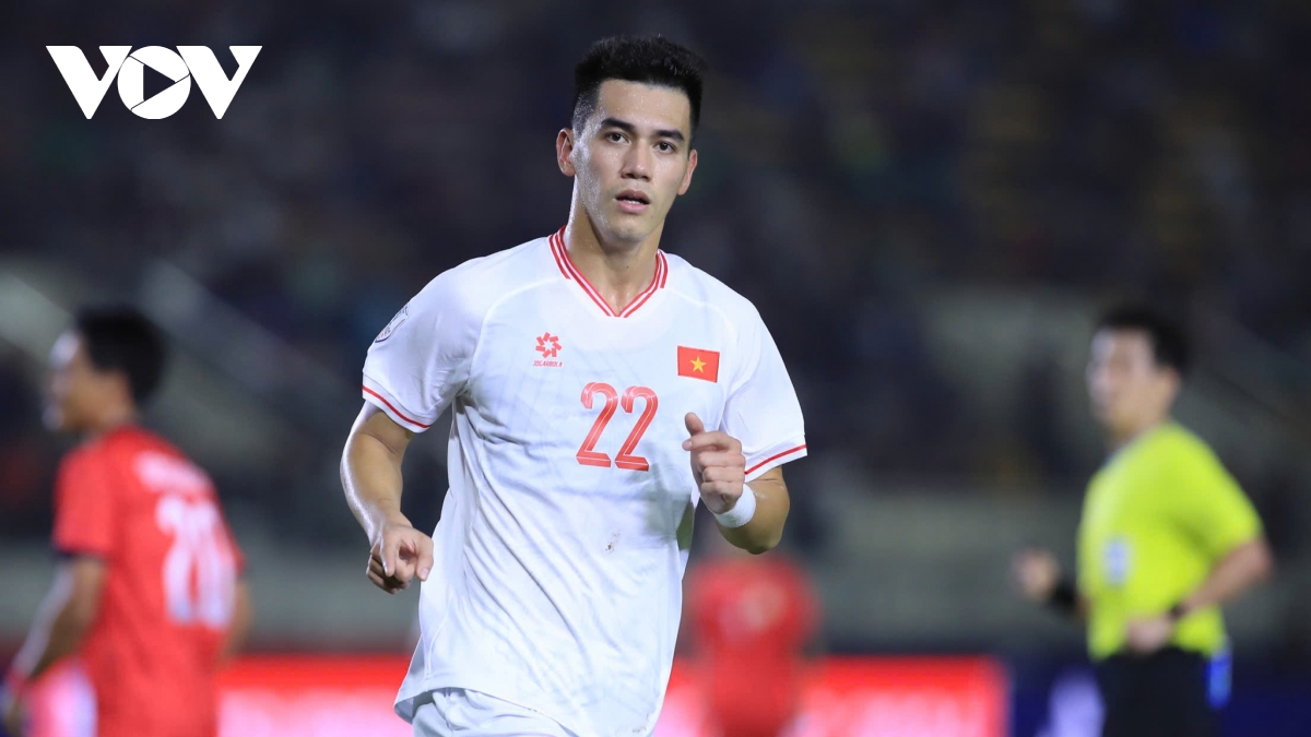 tien linh se di vao lich su o tran gap Dt indonesia hinh anh 1