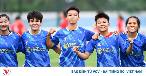 clb nu thai nguyen tt nhan thuong khung truoc tran chung ket cup quoc gia nu 2024 png