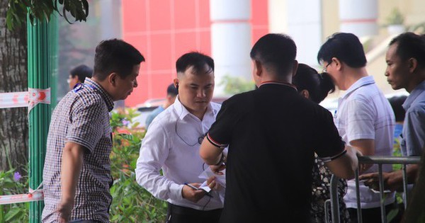 Hà Nội thu hơn 18.000 tỉ đồng từ đấu giá đất trong năm 2024 1 dau gia dat nen ha noi anh tran hoang 1724231794436766420421 62 0 400 645 crop 17348588426551138267914