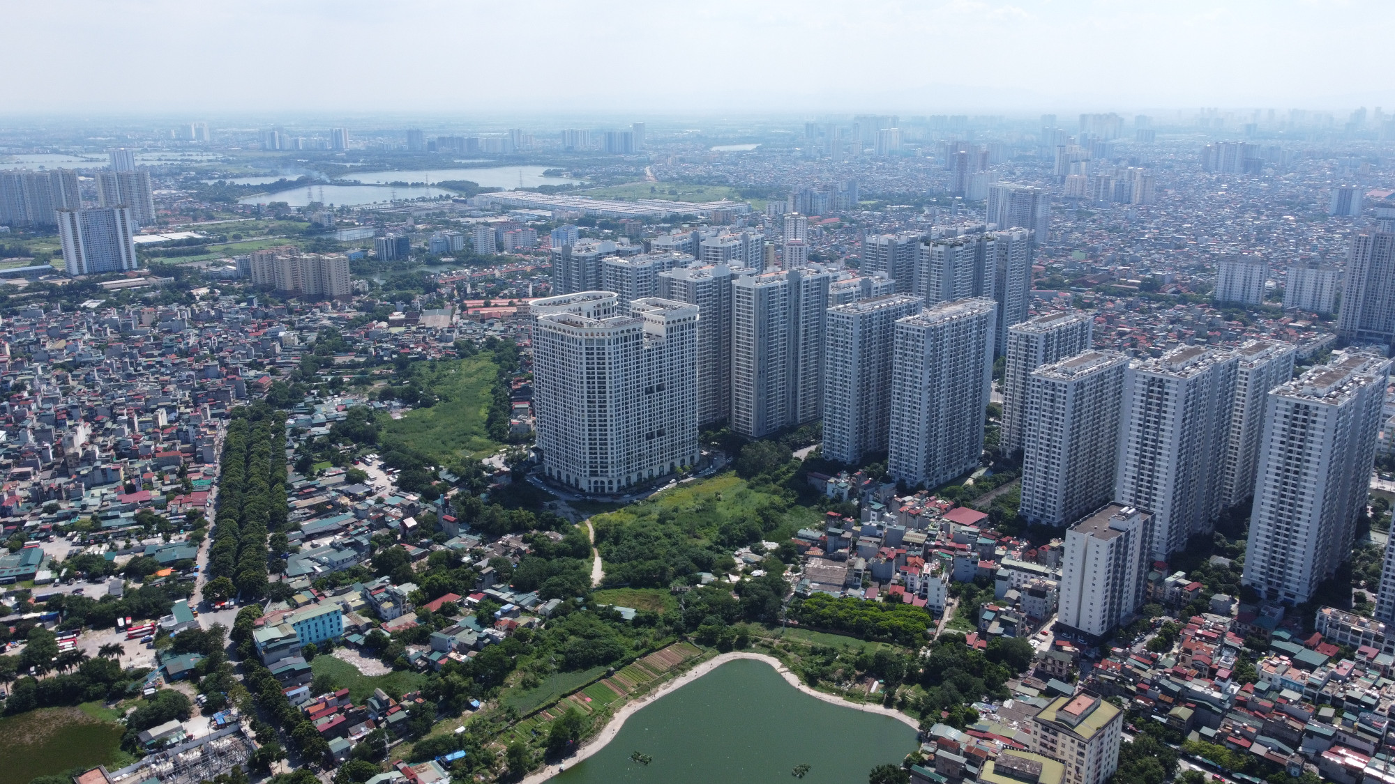 Giá giá bất động sản khó giảm sâu dji-0107.jpg