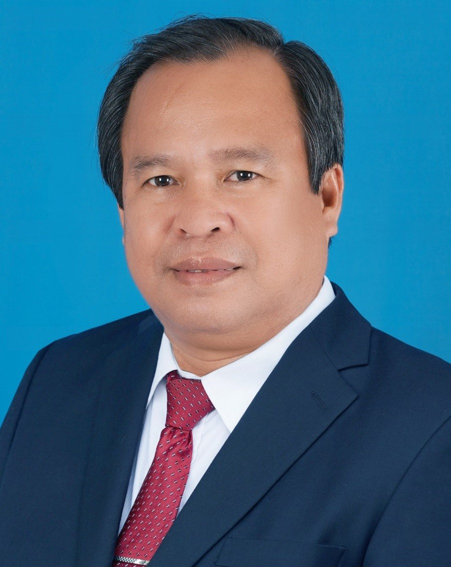 Ông Nguyễn Minh Luân. dong-long-muc-tieu-thoat-trung-3.jpg