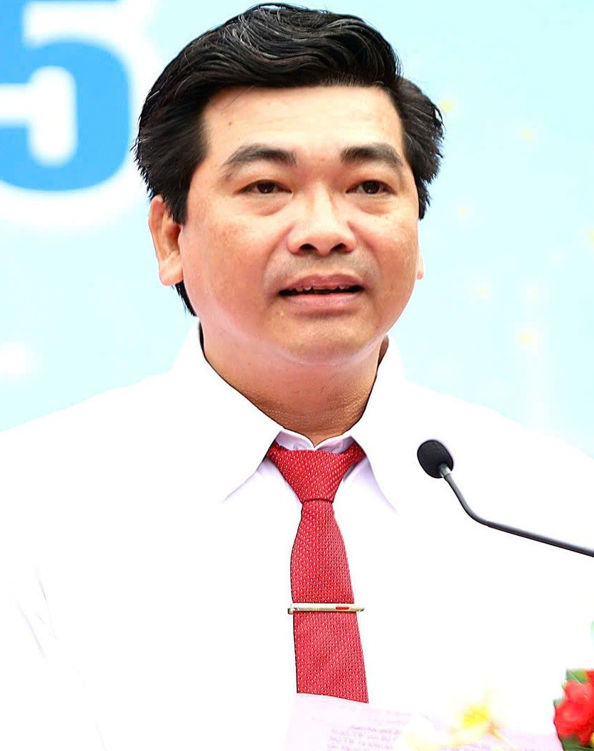 Ông Trần Thanh Bình. dong-long-muc-tieu-thoat-trung-4.jpg