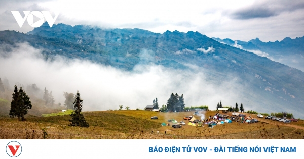 du lch suoi thau ha giang