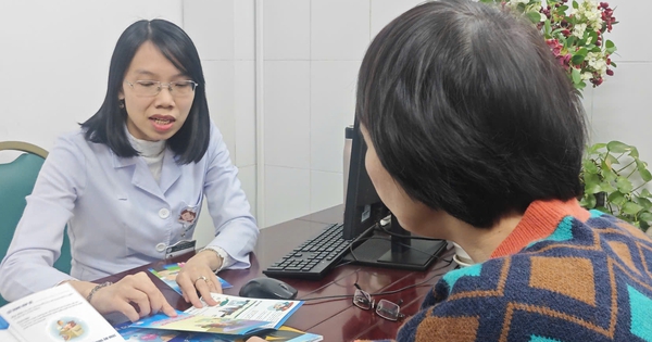Cụ bà mắc Alzheimer nhiều đêm thức trắng vì lo mất trộm 1 edit 7bb96bfb 1b3d 4c1e bdae b38611104fbe 17337535643362069836836 133 0 1166 1652 crop 1733754026666598260961
