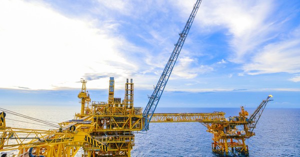 Đổi mới từ cốt lõi để Petrovietnam trở nên vững mạnh 1 hinh 1 169148096884644668201 179 0 1226 2000 crop 17353769672581401168769