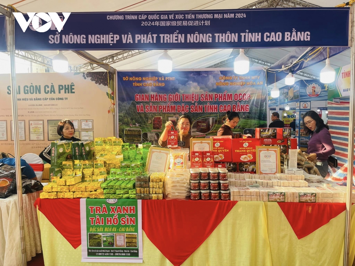 hoi cho thuong mai, du lich quoc te viet - trung tai lang son hinh anh 2