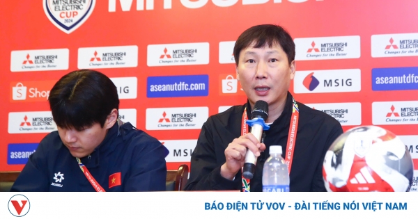 HLV Kim Sang Sik đặt ra mục tiêu cao với ĐT Việt Nam 1 kim sang sik 3