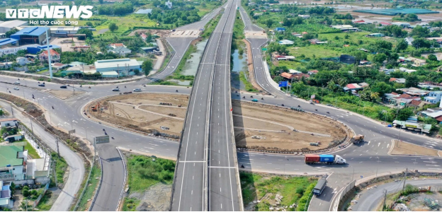Siêu nút giao Cao tốc Bến Lức-Long Thành và quốc lộ 1A kl2.png