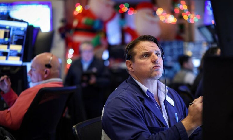 Nasdaq lần đầu tiên cán mốc 20.000 điểm 1 lynxmpekba0d2 l