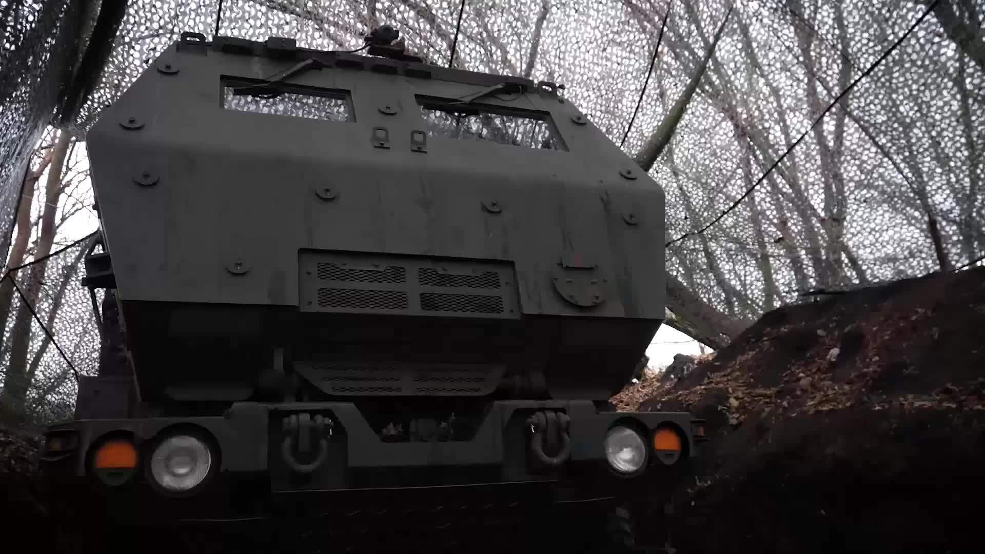 Ông Zelensky thăm khẩu đội HIMARS ở Zaporizhzhia