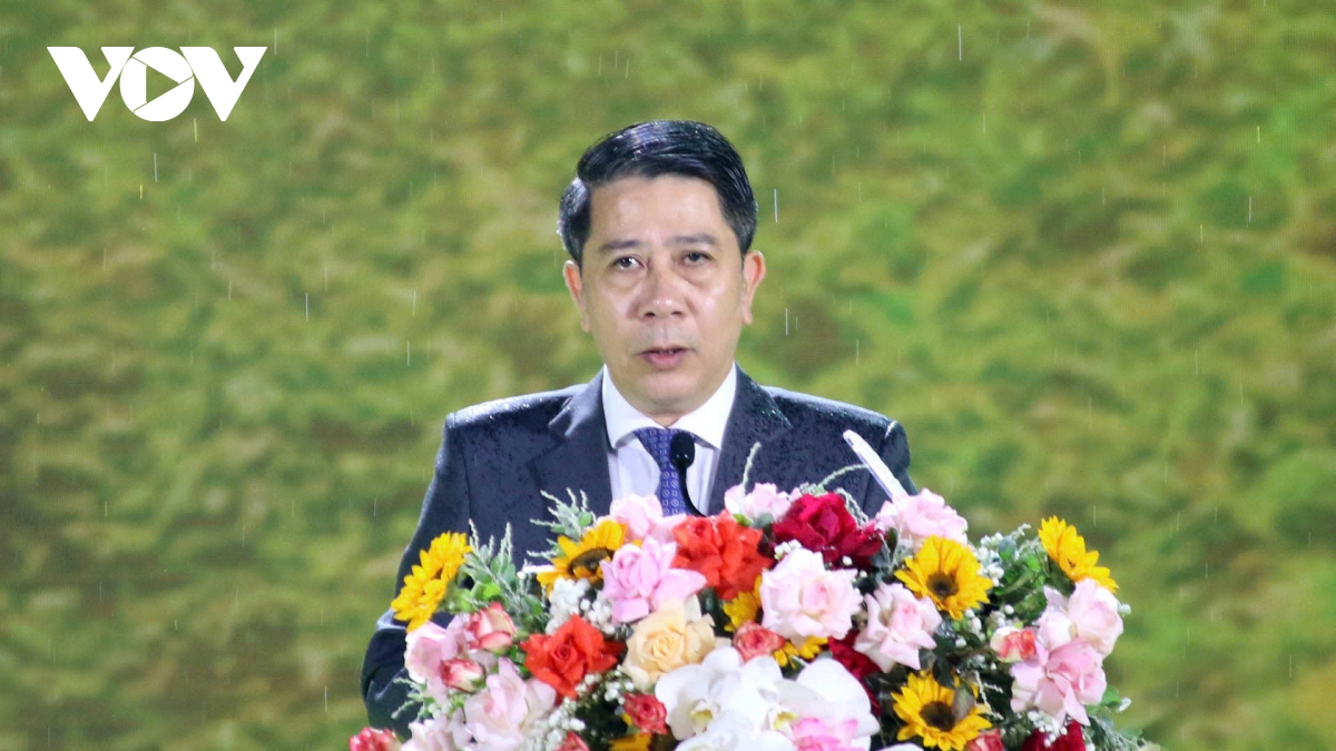 lam Dong quang ba huong tra, sac to den voi du khach hinh anh 2