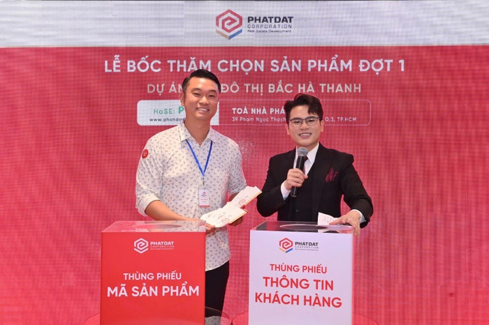 Toàn bộ giỏ hàng 181 sản phẩm đợt 1 dự án Quy Nhơn Iconic đã được các đối tác, khách hàng chiến lược đăng ký và bốc thăm lựa chọn phat-dat-2.jpg