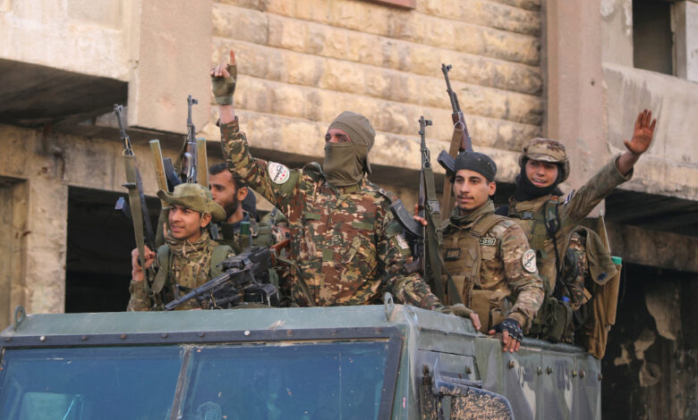 Mỹ tuyên bố không liên quan cuộc tiến công của phiến quân Syria 1 phie n qua n syria 1733037695 2475 1733037978