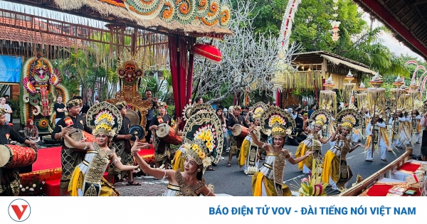 rs mot le hoi duong pho tai bali nguon anh vov