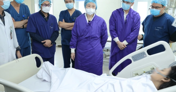 Chuyển lên bệnh viện tuyến trên 4 nạn nhân vụ cháy quán cà phê 1 screenshot 2024 12 19 180016 17346060286181563937447 0 79 647 1114 crop 17346060361831724738462