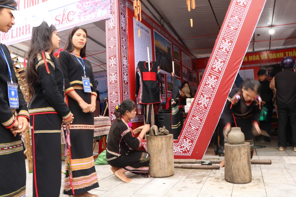 Dac sac van hoa, am thuc, du lich cac dan toc viet nam hinh anh 3