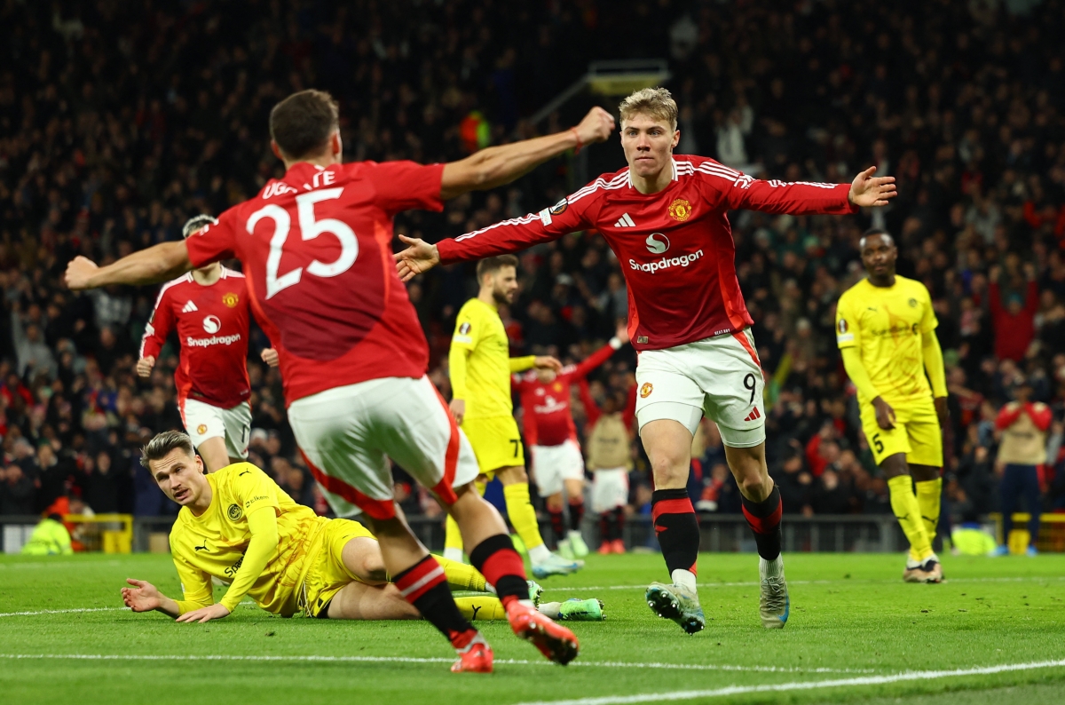 trUc tiEp mu 3 - 0 everton mua ban thang o old trafford hinh anh 24