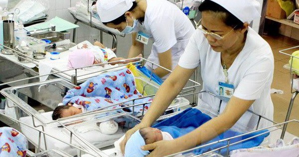 Đề xuất bỏ quy định kỷ luật người sinh con thứ 3 1 ttxvn2906sinh 17352841590401990646404 0 54 341 600 crop 1735284170451966908787