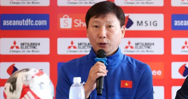 Tuyển Việt Nam vào chung kết ASEAN Cup, HLV Kim Sang-sik nói gì? 1 untitled 20