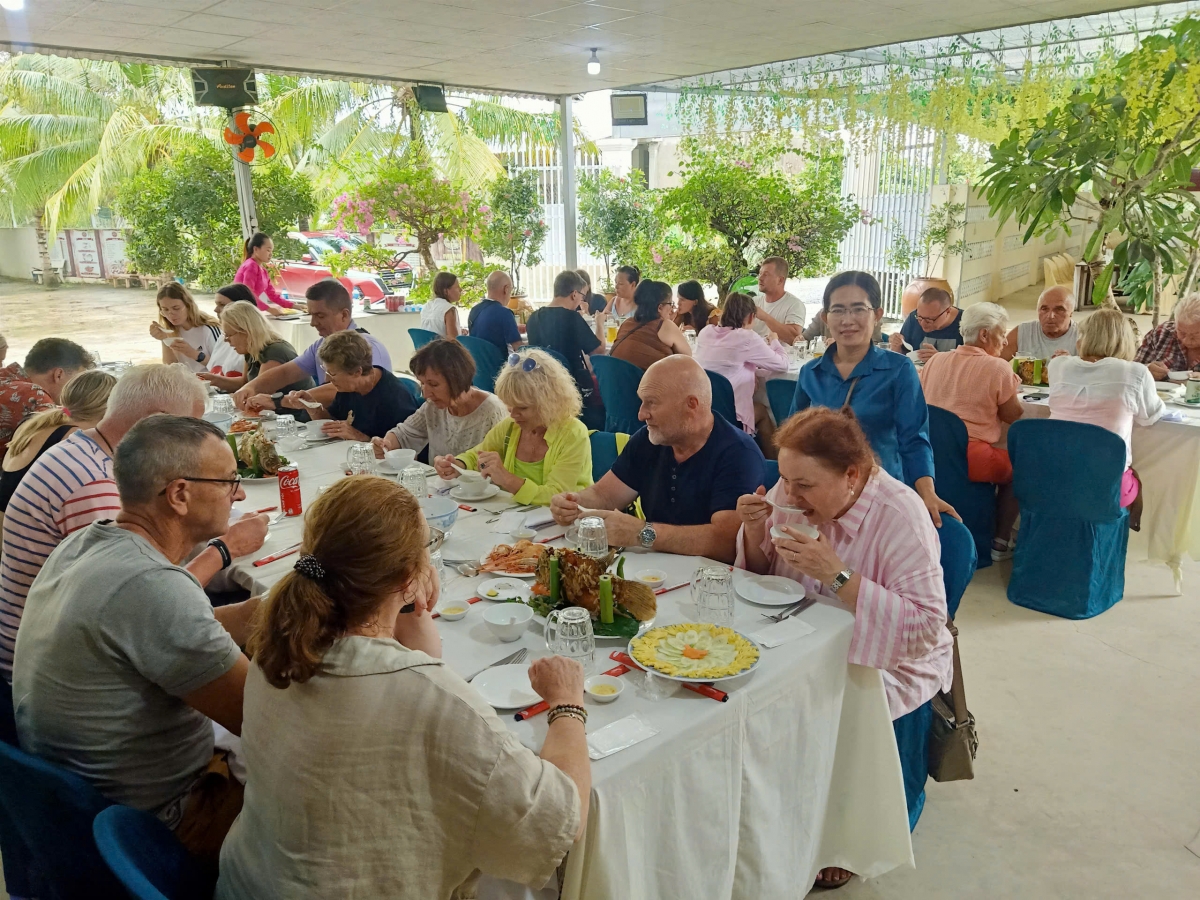 hoat dong du lich o tien giang tiep tuc tang truong ca 3 mat hinh anh 3