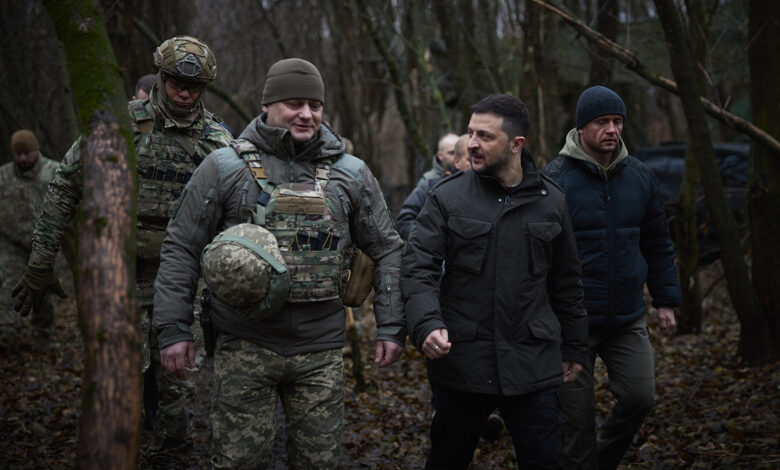 Ông Zelensky thăm khẩu đội HIMARS tại Zaporizhzhia 1 zelensky zaporizhzhia 17340257 7955 9380 1734026251