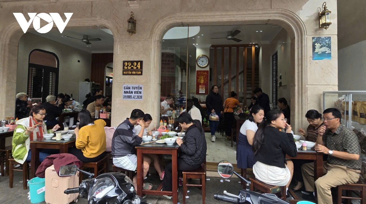 pho kho gia lai hut khach ngay dau nam hinh anh 1