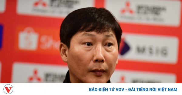 HLV Kim Sang Sik: ĐT Thái Lan giống như ngọn núi cao 1 sik 1