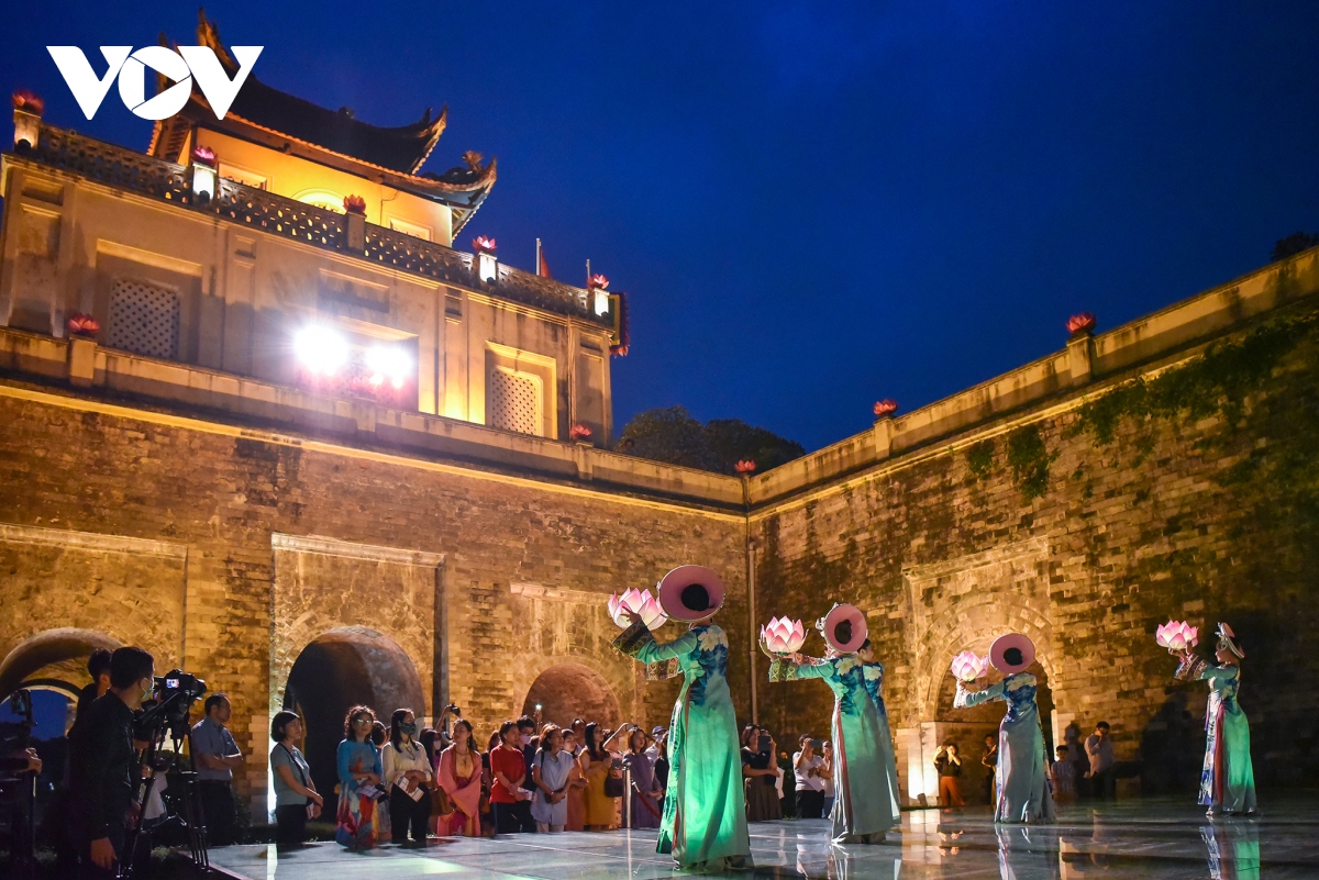 du lich ha noi khoi dau an tuong tu dau nam 2025 hinh anh 3